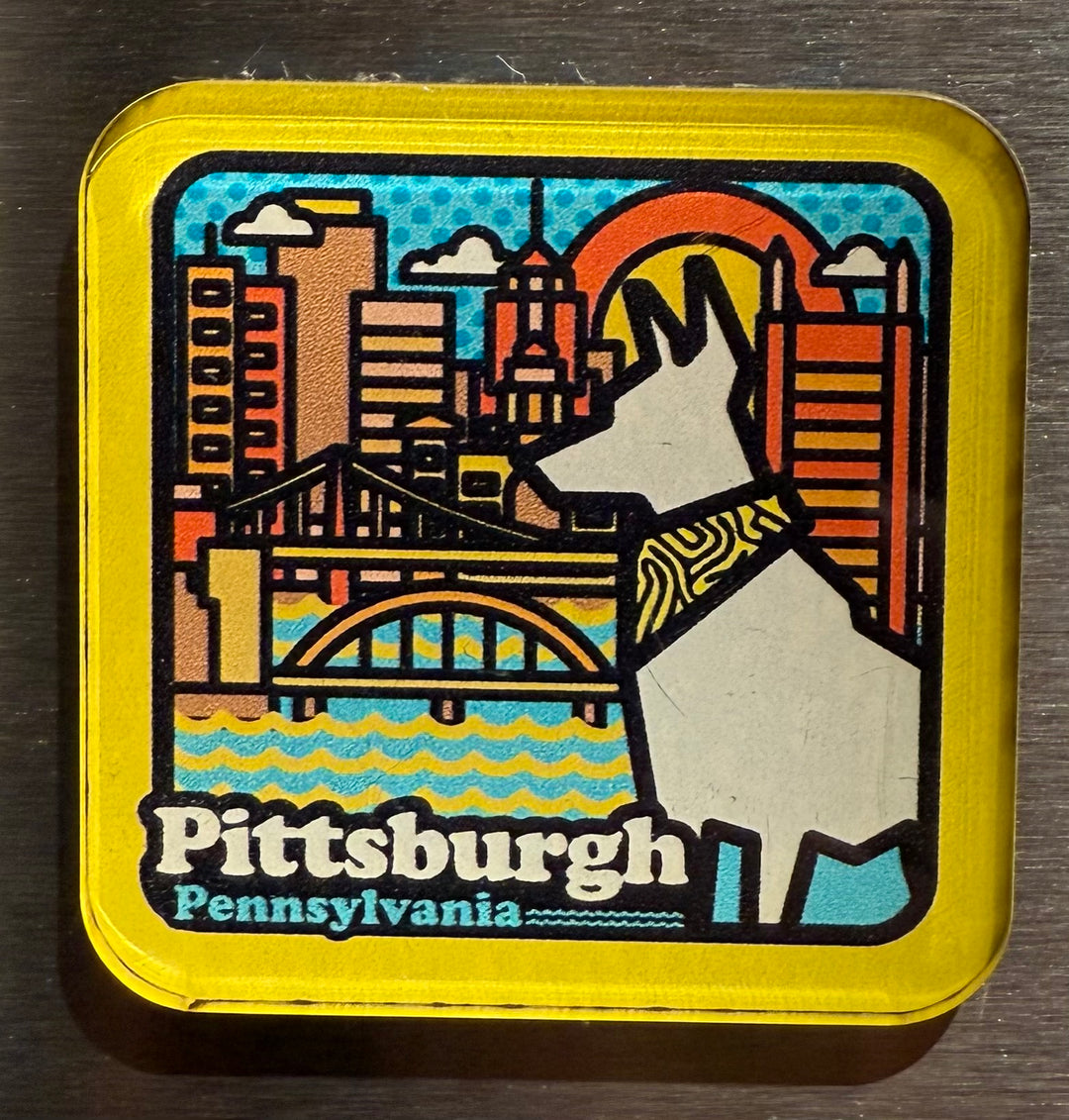 Pittsburgh Skyline Dog Magnet