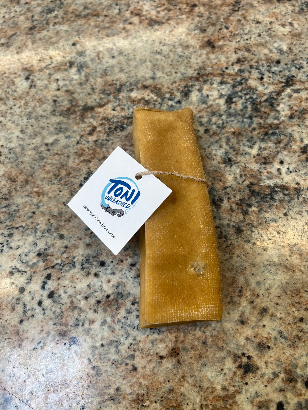 Toni Unleashed XL dog chew