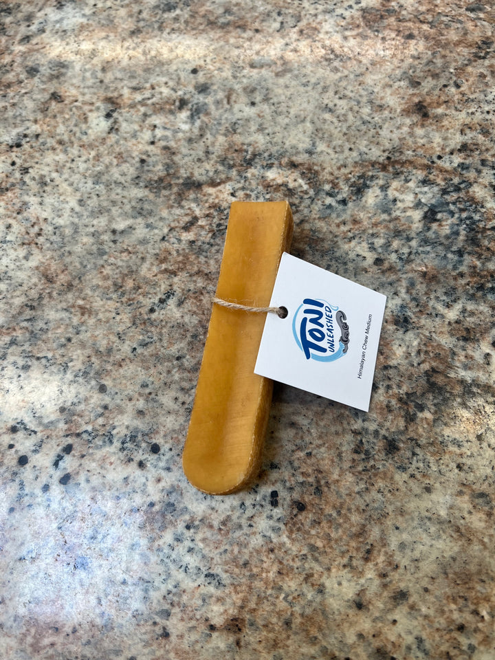 Toni Unleashed medium dog chew